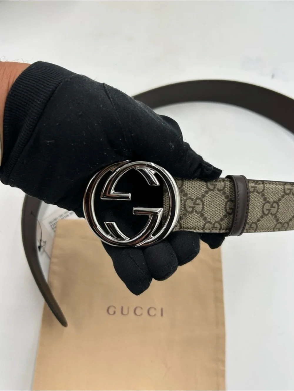 Men's Gucci GG Supreme belt interlocking G buckle size 80/32 inches made Italy